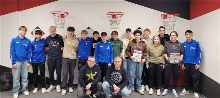 Die C1-Jugend verabschiedete die Herbstsaison 2023 und blickt auf die Frühjahrssaison voraus. Quelle: JSG Adenau/Baar