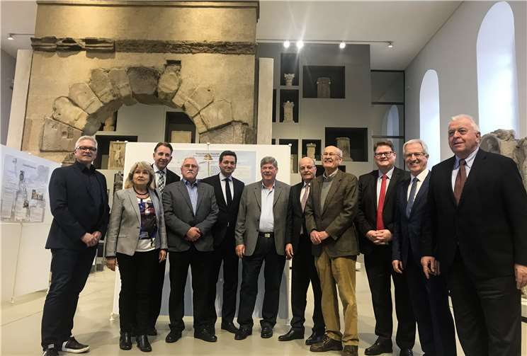 Die CDU-Abgeordneten Matthias Lammert, Dr. Adolf Weiland, Ralf Seekatz, Josef Dötsch und Guido Ernst sowie der Vorsitzende der CDU-Landtagsfraktion, Christian Baldauf, trafen sich mit Mitgliedern der „Bürgerinitiative im Mittelrheintal gegen Umweltschäden durch die Bahn“ unter Leitung von Willi Pusch.Foto: privat