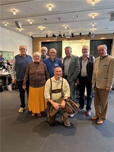 Ein Nachmittag voller Gemeinschaft und guter Gespräche  Die CDU Bendorf, vertreten durch Klaus Döring (Parteivorsitzender), Bernhard Wiemer, Monika Boos, Joachim Boos (Fraktionsvorsitzender), Peter Schneider (1. Beigeordneter), Thomas Appelbaum, Hajo Stuhlträger (Ehrenbürger der Stadt Bendorf) und Michael Syré, nutzte die Gelegenheit, um mit den Besucherinnen und Besuchern ins Gespräch zu kommen und Anregungen aufzunehmen. Foto: privat