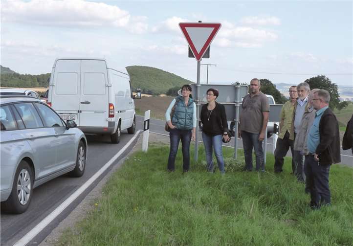 Die CDU-Fraktion des Beller Gemeinderates überzeugte sich von den Gefahrenquellen. FRE