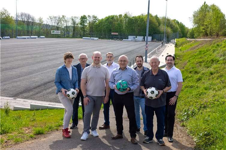 Die CDU Grafschaft am Sportplatz Leimersdorf. Quelle: CDU Grafschaft