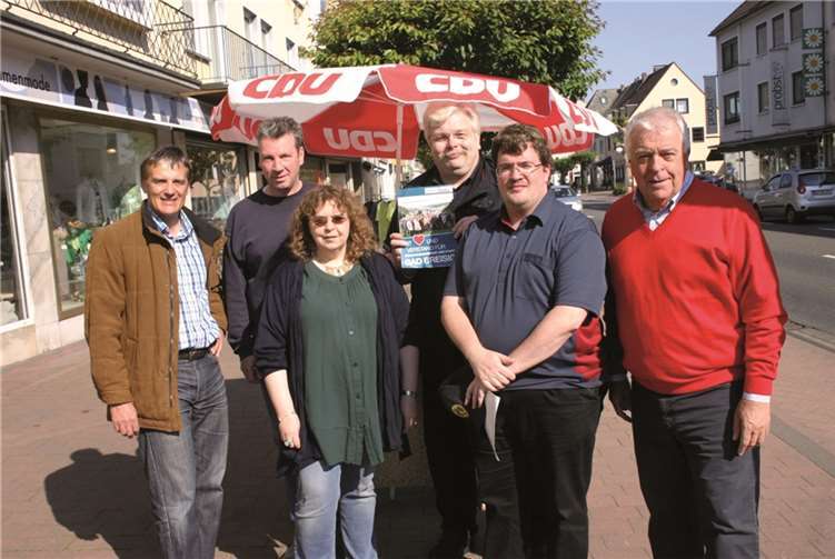 Die CDU Kandidaten standen den Breisiger BürgerInnen Rede und Antwort. privat