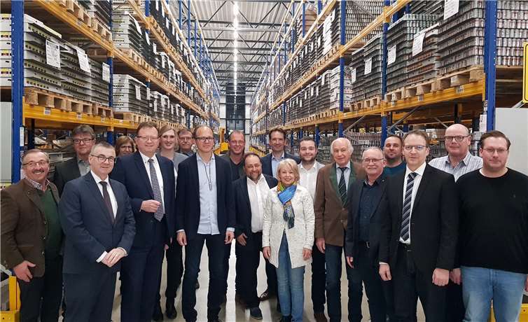 Die CDU-Kreistagsfraktion Mayen-Koblenz besichtigte gemeinsam mit ihrem Vorsitzenden Georg Moesta (Vierter von links) die Firma Hartkorn Gewürzmühle GmbH in Mülheim-Kärlich.Foto: privat