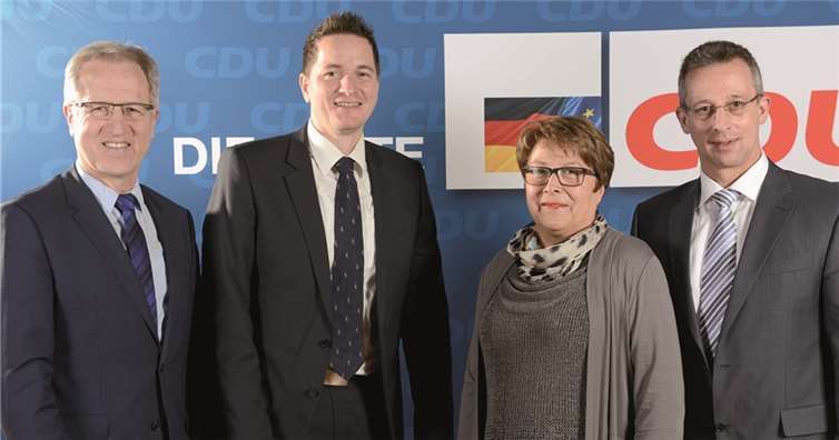 Die CDU-Kreistagskandidaten Andreas Bock, Renate Mennicken und Michael Helbach mit dem Wahlkreisabgeordneten Josef Dötsch, MdL (v.r.n.l.).privat