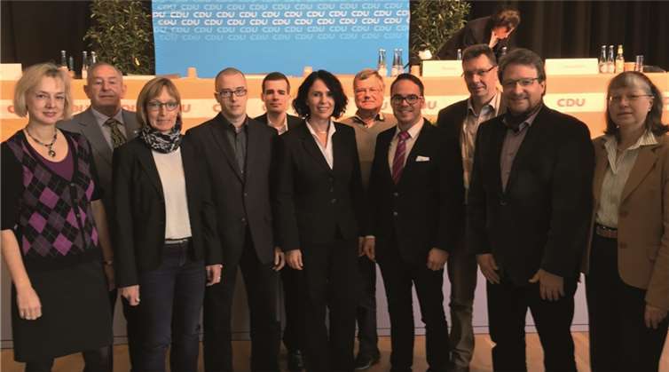 Die CDU Kreisvorsitzende Elisabeth Winkelmeyer-Becker (6. v.l.) und die CDU-Delegation aus Meckenheim.CDU Meckenheim