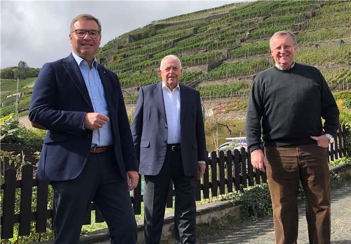 Die CDU-Landtagsabgeordneten Guido Ernst (Mitte) und Horst Gies (li.) sowie der Vorsitzende der CDU-Kreistagsfraktion, Karl-Heinz Sundheimer.Foto: privat