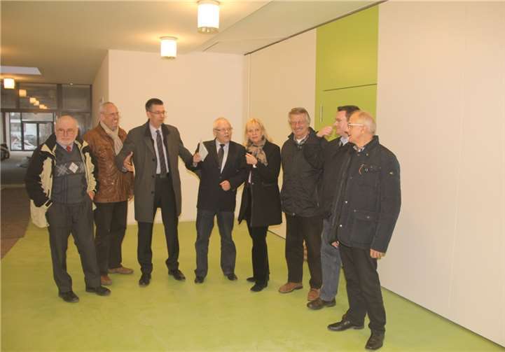 Die CDU Mitglieder bei der Besichtigung der neuen Kita-Räumlichkeiten. privat