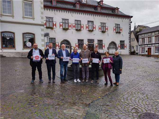 Die CDU-Mitglieder bringen ihre Meinung zum Ausdruck.  Foto: CDU Gemeindeverband Linz