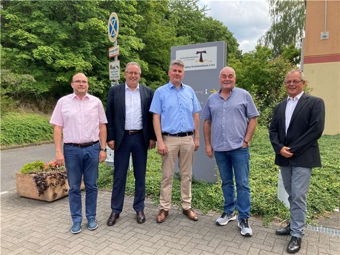 Die CDU-Mitglieder trafen sich mit den Verantwortlichen des Franziskus-Krankenhauses.  Foto: privat