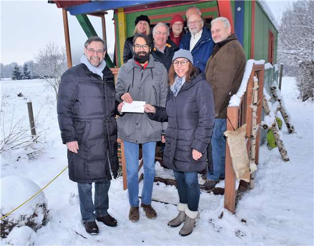 Die CDU Rheinbach mit ihren Vorsitzenden Markus Pütz und der Vorsitzende der Fraktion der CDU im Rat der Stadt Rheinbach übergaben eine Gesamtspende von 400 Euro.Foto: privat