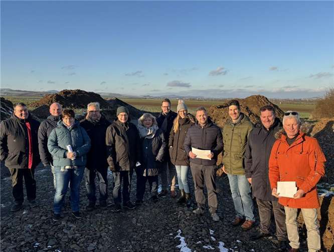 Die CDU-Vertreter/innen im Baugebiet „Im Winkel II“.  Foto: Frank Hastenteufel