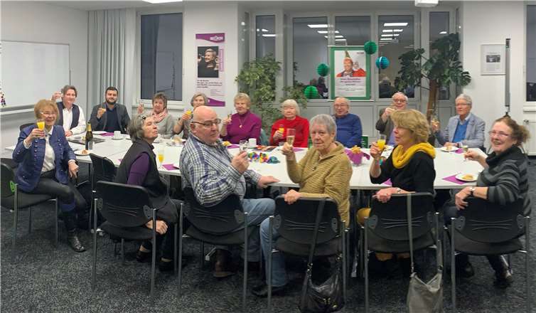 Die CI-Gruppe des Vereins Treffpunkt Ohr während ihres Neujahrsempfangs.Quelle: Treffpunkt Ohr