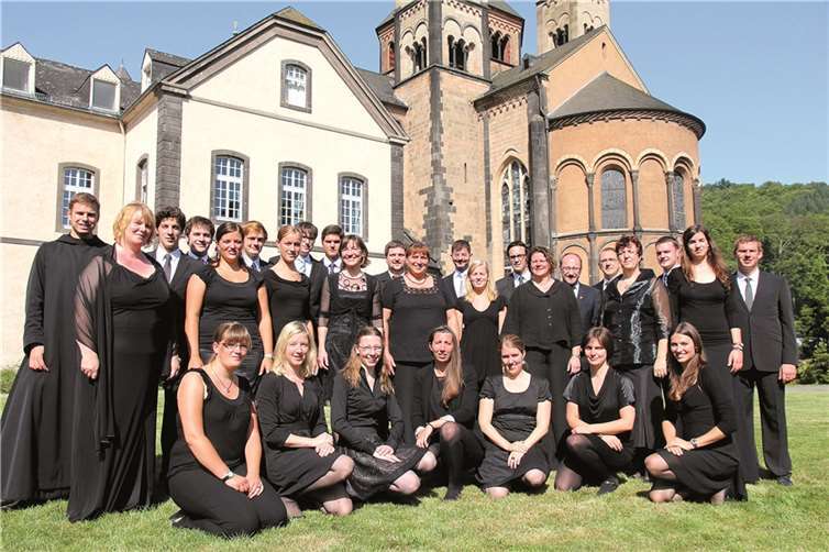 Die Cappella Lacensis singt in der Abteikirche Maria Laach. privat