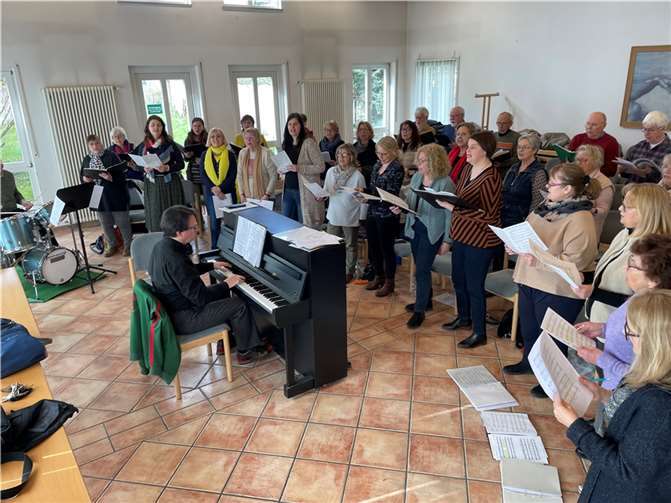 Die Chorgemeinschaft Koisdorf beim Chorprobetag.  Foto: Kurt Heuser