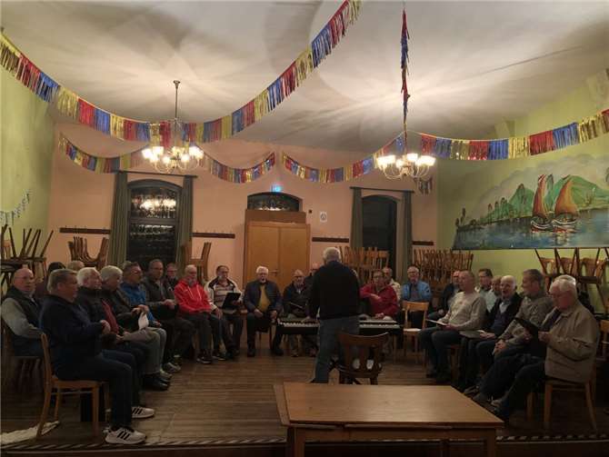 Die Chorgemeinschaft MGV „Rheinland“ Weitersburg/MGV 1862 Sayn probt fleißig. Foto: privat
