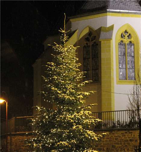 Die Christmette in St. Bartholomäus kann live im Radio Kettig verfolgt werden. privat