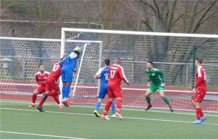 Die Cochemer setzten die Rübenacher Mannschaft unter Druck und erzielten so zwei Tore zum Sieg. Foto: privat