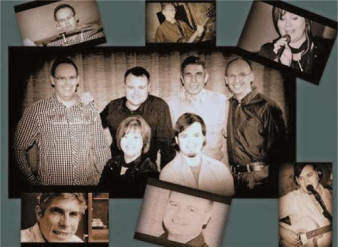 Die Cover Band „Frontline“ sorgt am Samstagabend für Stimmung im Festzelt.  privat