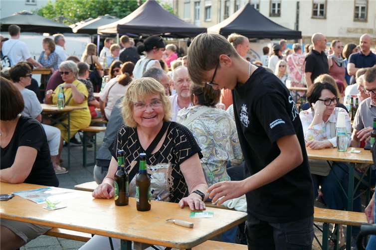 Die Crew von „Summer in the City“ war den ganzen Abend im unerschöpflichen Einsatz für das Wohl der Gäste unterwegs.