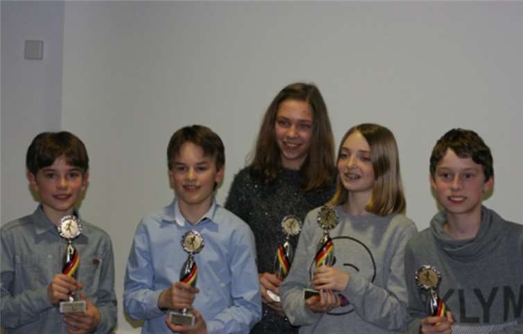 Die Cupsieger 2016: v.l. Lennart Mohr, Mathis Mohr, Sarah Gräf, Josi Balles und Lukas Raueiser.privat