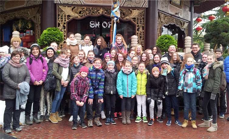 Die D-, C- und B-Juniorinnen gemeinsam im Fantasialand.Privat