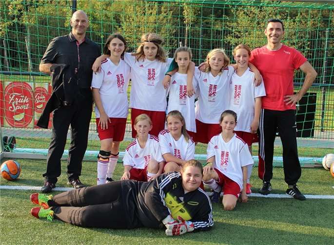 Die D I-Juniorinnen des SV Rot-Weiß Merl.privat