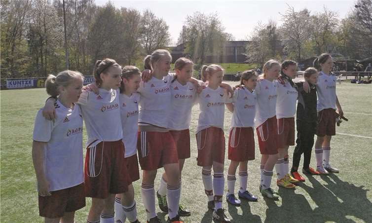 Die D-Juniorinnen des SV Rot-Weiß Merl. Privat
