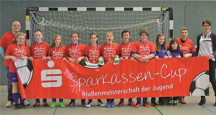 Die D-Mädchen errangen den Titel durch einen 2:0-Erfolg.