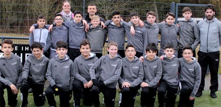 Die D1-Junioren im neuen Outfit.privat