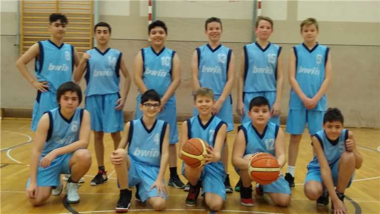 Die DJK-U14 beim Auswärtsspiel gegen Rübenach. Fotos: privat