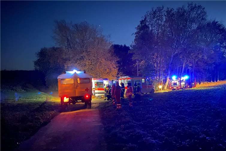 Die DRK-Bergrettung Cochem und die FFW aus Wirfus und Kaisersesch waren mit insgesamt 36 Kräften im Einsatz.