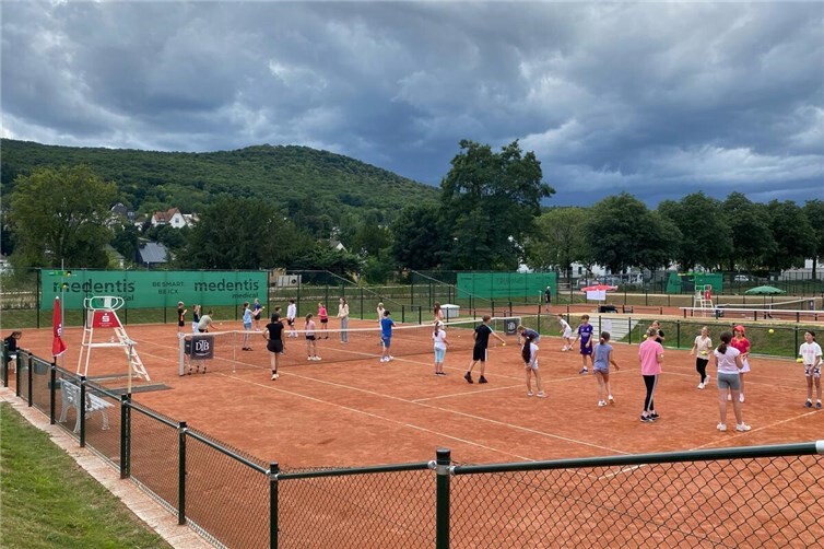 Die DSM-Ballkinder beim Training!