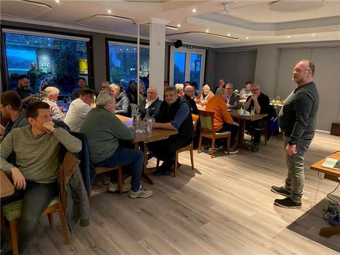 Die Dachdecker-Innung Mayen Ahrweiler Cochem-Zell hat sich bei ihrer Jahreshauptversammlung auf den 78. Landesverbandstag vorbereitet.  Foto: privat