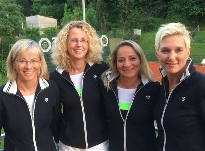Die Damen 40 Verbandsliga-Mannschaft: Claudia Laufs, Kirsten Meurer, Katharina Sitko und Heike Schwamborn (v.l.).privat