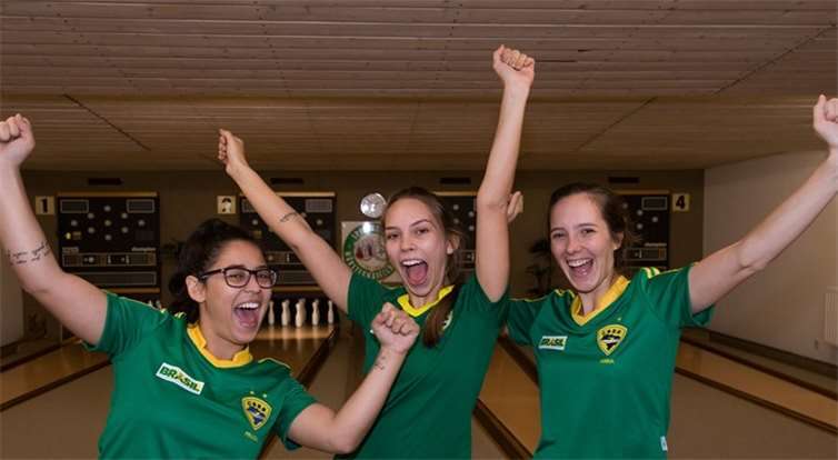 Die Damen aus Südamerika haben das Vereinsleben in Münstermaifeld mit ihren Kegelkünsten bereichert.