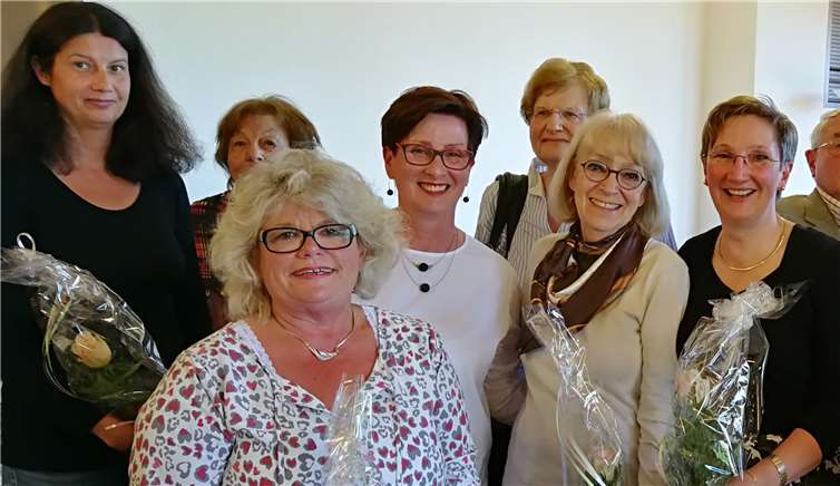 Die Damen der Frauen Union wurden am Ende jede mit einer Rose verabschiedet. M. Scholz