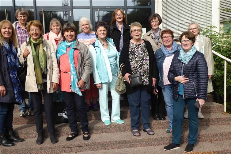 Die Damen des Abschlussjahrgangs 1967 nutzten die Gelegenheit, um sich ihre alte Heimatstadt Koblenz noch einmal anzusehen.privat
