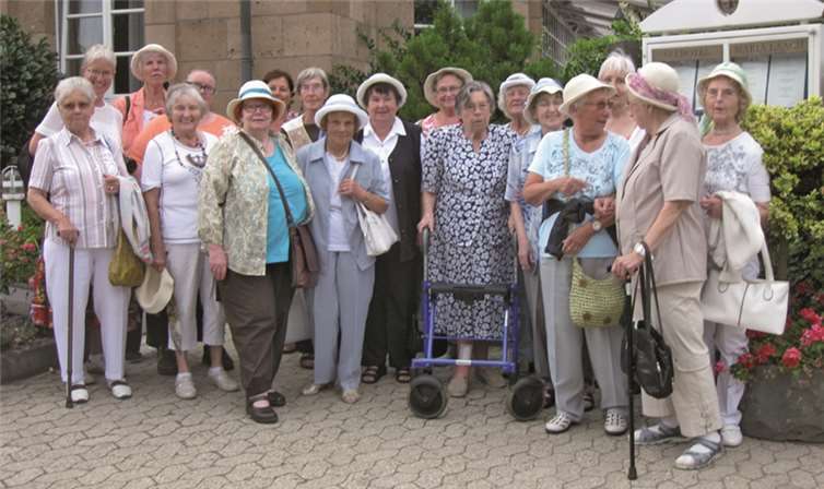 Die Damen des Evangelischen Frauenkreises Sinzig verbrachten einen schönen Nachmittag in Wassenach. privat