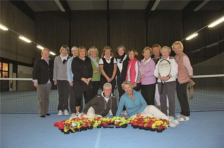 Die Damen des Primelturniers beim Erinnerungsfoto. Anka Floßdorf, Mediengestalterin Digital & Print