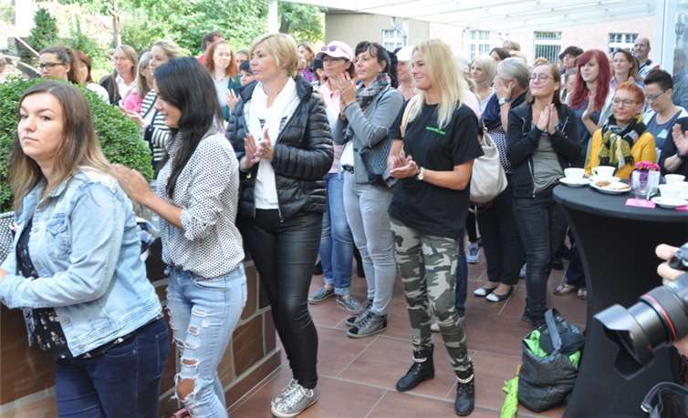 Die Damen erhielten Infos und Anweisungen.