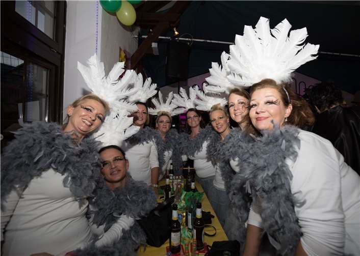 Die Damen hatten sich kostümtechnisch einiges einfallen lassen.