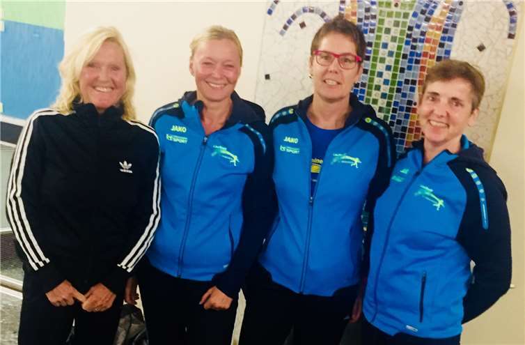 Die Damen vom Lauftreff in der Vulkaneifel beim Maare Mosel Lauf. privat