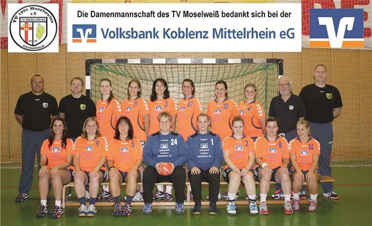 Die Damenmannschaft TV Moselweiß freut sich über die neuen Trikots. privat