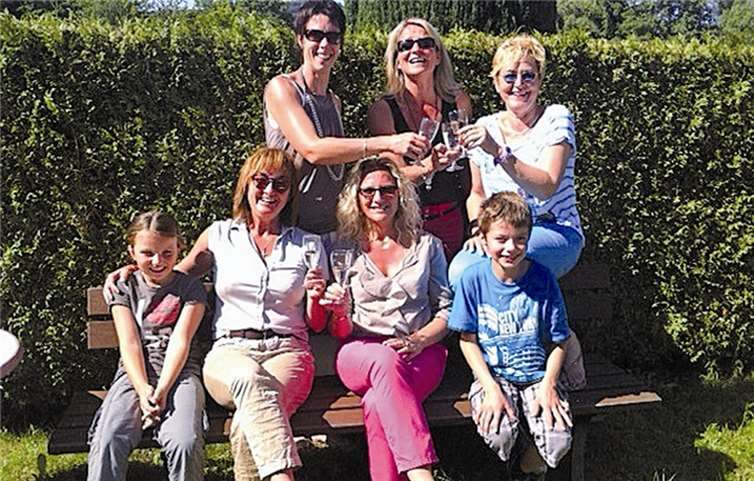 Die Damenmannschaft ab 30 des TC Kobern-Gondorf.privat