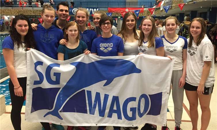 Die Damenmannschaft der Schwimmgemeinschaft Wachtberg-Godesberg schwimmt ab jetzt in der Zweiten Bundesliga.privat