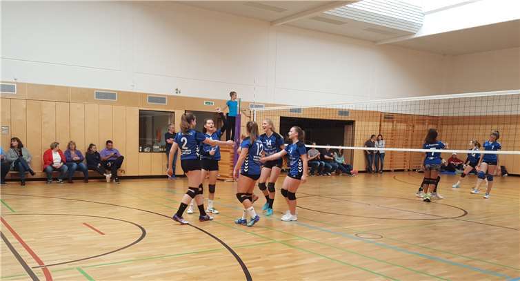 Die Damenmannschaft erzielt einen klaren 3:0 SiegFoto: VC Mendig
