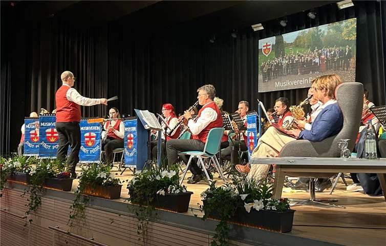 Die Darbietungen wurden mit großem Applaus belohnt.  Foto: privat
