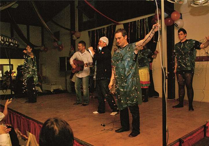 Die „Dedenbacher Möhnesöhne“.