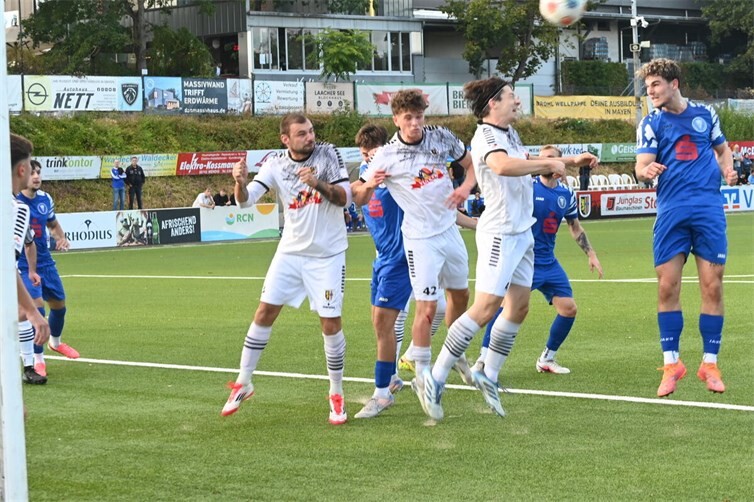 Die Defensive der Eintracht stand auch beim BSC Güls.