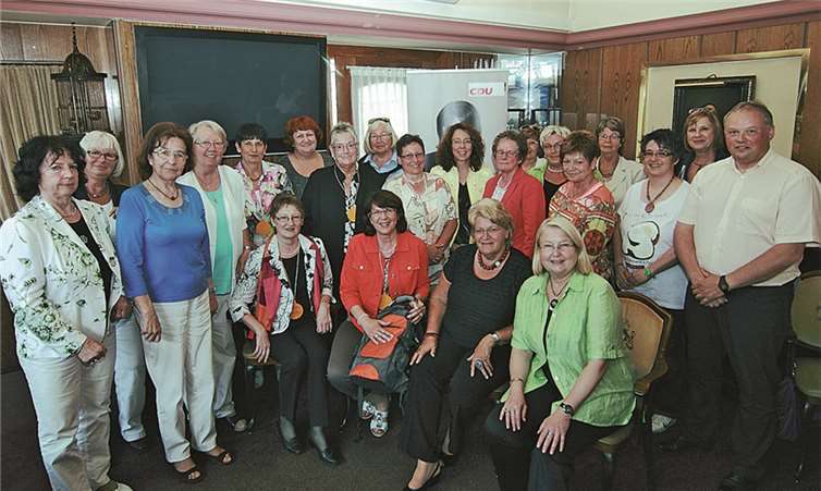Die Delegiertengruppe der Frauen Union des CDU-Kreisverbandes Koblenz zu Gast beim Bezirkstag der FU in Idar-Oberstein.Privat